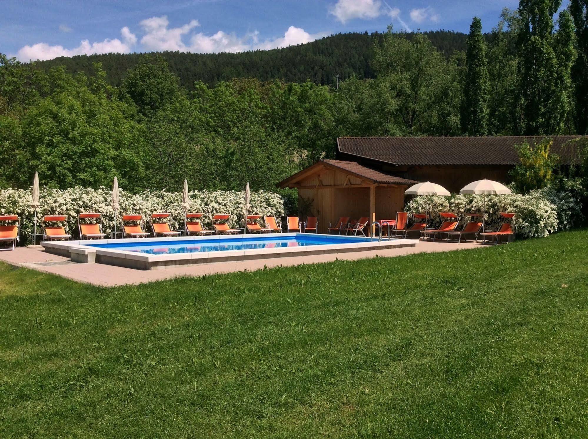 Residence Hauserhof โรเดงโก ภายนอก รูปภาพ