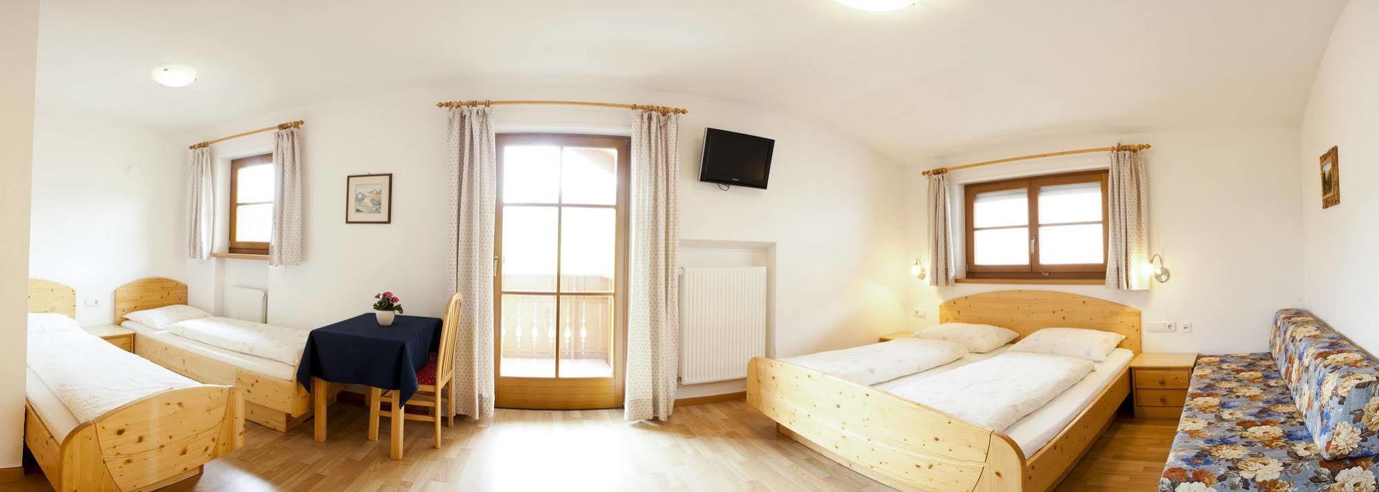 Residence Hauserhof โรเดงโก ภายนอก รูปภาพ